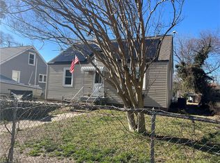 1135 Jasmine St, Hampton, VA 23663