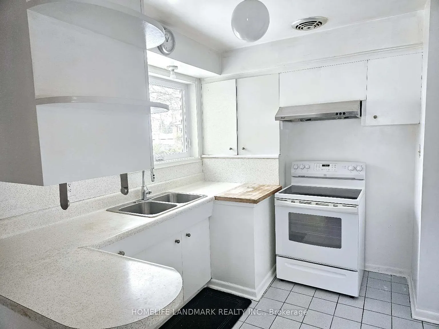 5 bed, $3,500 — Photo 2