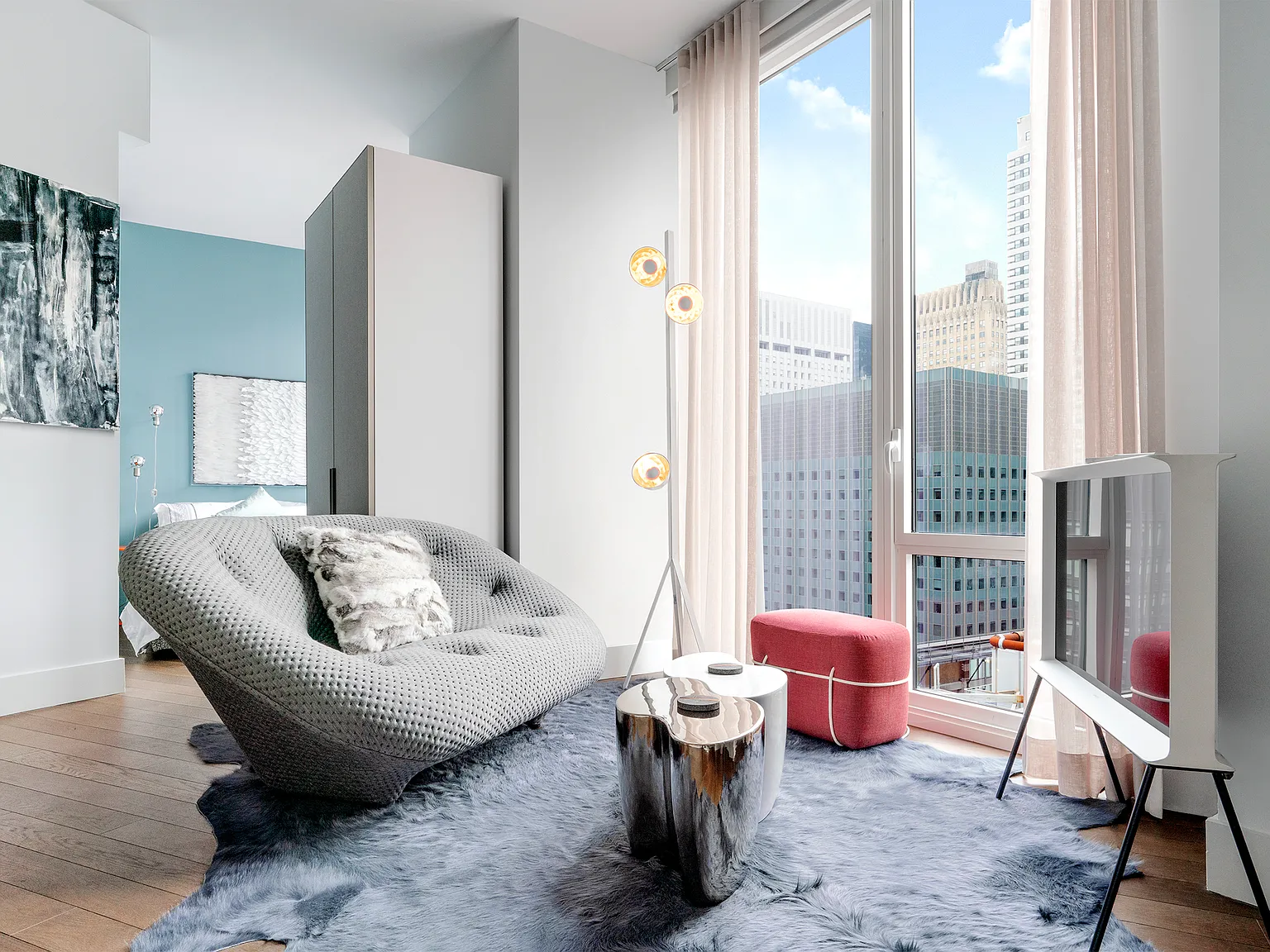 222 East 44th Street — Photo 2