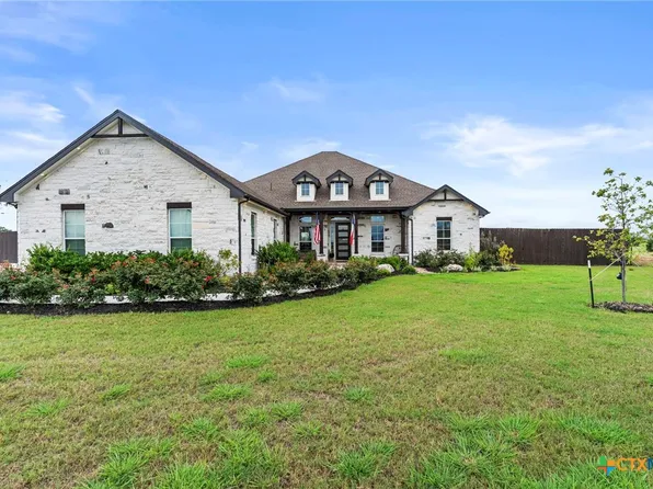 140 Gustav Ln, San Marcos, TX 78666