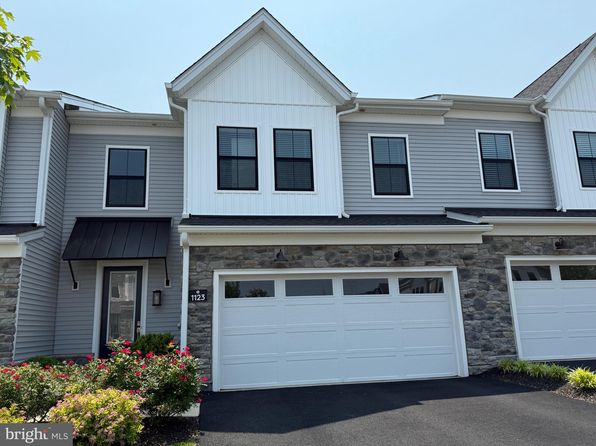 1123 Whipple Way