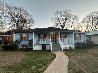 1734 Crawford St, Vicksburg, MS 39180