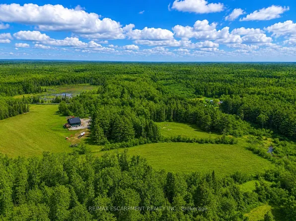 1161 Barkway Rd, Gravenhurst, ON P1P 1R3
