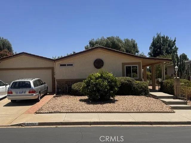 40913 Lincoln Pl — Photo 1