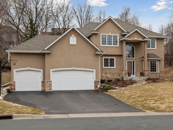 1490 Pinetree Trl, Eagan, MN 55122