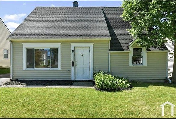 1st image of 20216 Butternut Ln