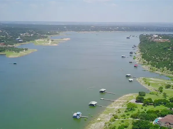 20704 E Lakeshore Dr, Spicewood, TX 78669