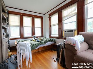 122 Nonantum St, Brighton, MA 02135