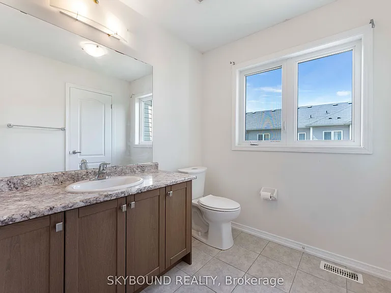 70 Munro Cir — Photo 13