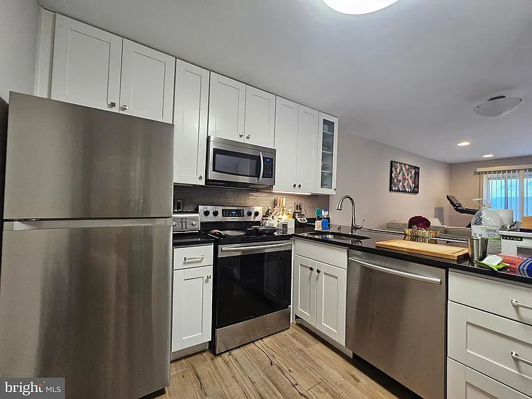 2493 Glengyle Dr #146 — Photo 6