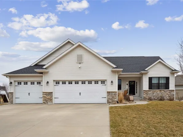 833 Crossbow Ct, Marion, IA 52302