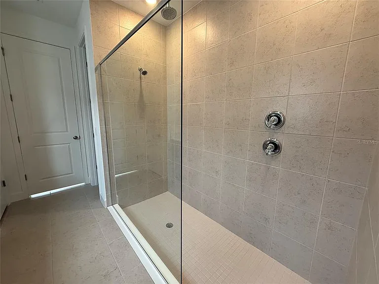 2949 Sailhouse Dr — Photo 10