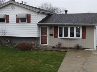 6358 Edgehurst Dr, Brookpark, OH