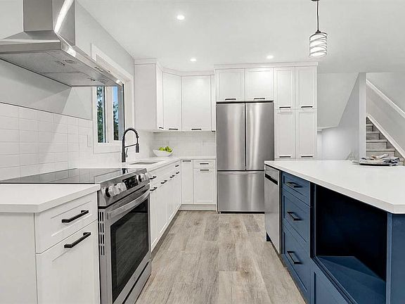 5th image of 11313 N 94a St