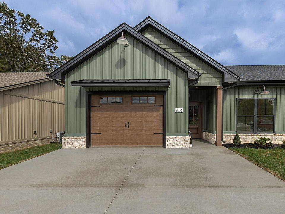 1st image of 914 Violet Ct