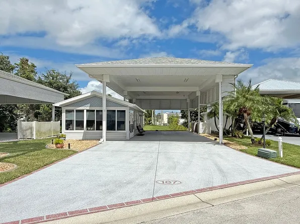 187 Coach Club Dr, Titusville, FL 32780