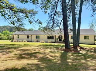 2711 W Chapel Hill Rd SW, Decatur, AL 35603