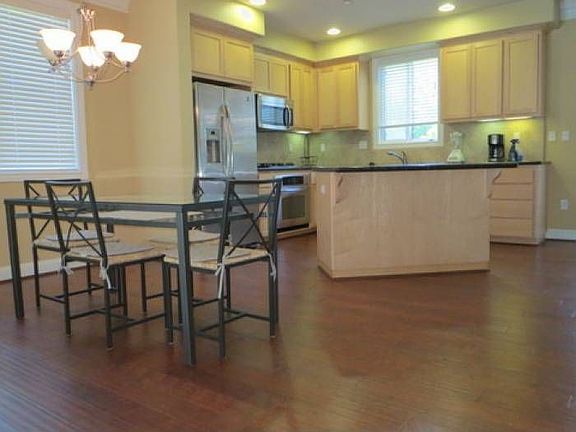 Dining/Kitchen