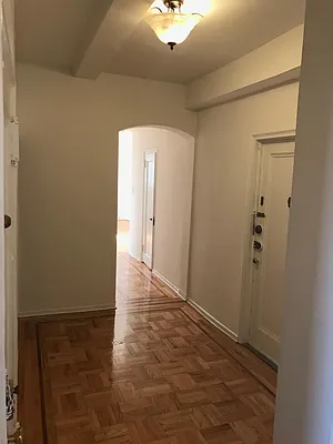 Rented by Everrock Equities | media 23