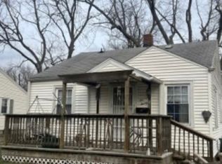 1020 N Oakcrest Ave, Decatur, IL 62522