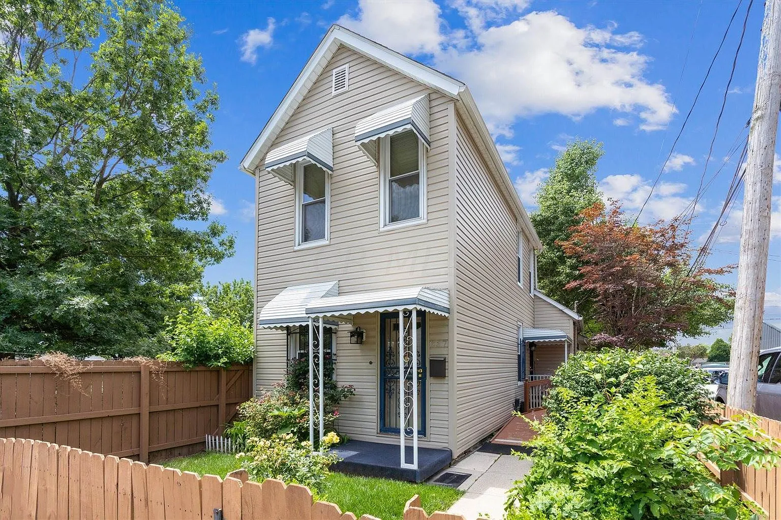 867 Wager St photo 1