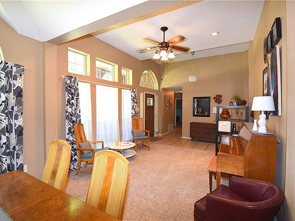 3rd image of 1654 Waterford Dr