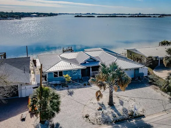 8520 42nd Ave N, Saint Petersburg, FL 33709