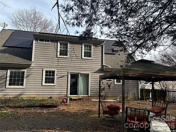 3rd image of 8705 Brookstead Dr