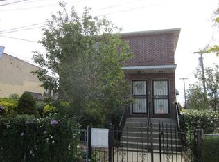 10202 Farragut Rd, Brooklyn, NY 11236
