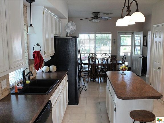 3rd image of 301 Westbrook Dr
