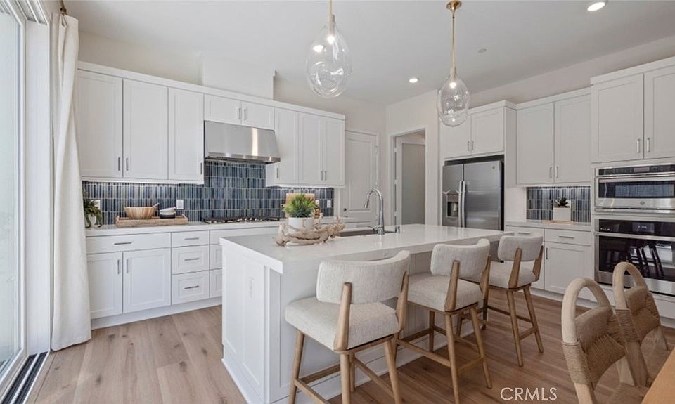 1st image of 233 Westdale