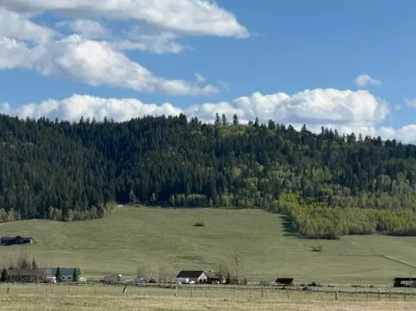 8 Moses Meadows Dr, Bedford, WY 83112