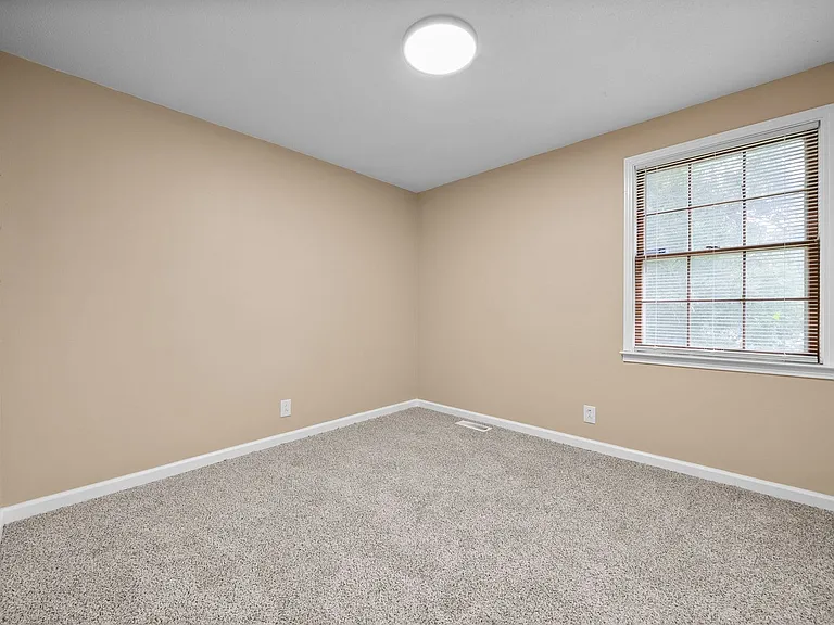 619 Ranch Hill Dr — Photo 27