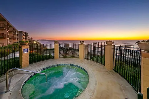 190 Del Mar Shores Ter Photo 1