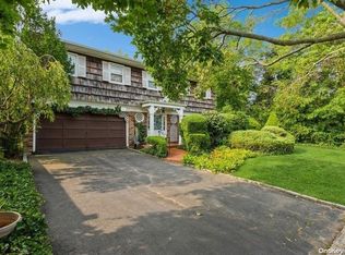 2636 Karen St, Bellmore, NY 11710