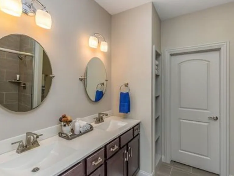 1348 Rolling Glen Dr — Photo 17