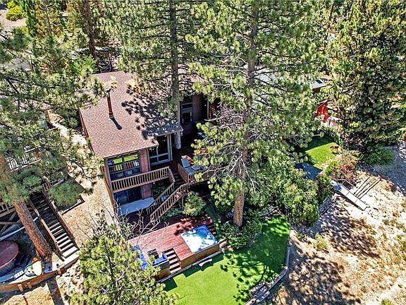 5th image of 695 Cove Dr