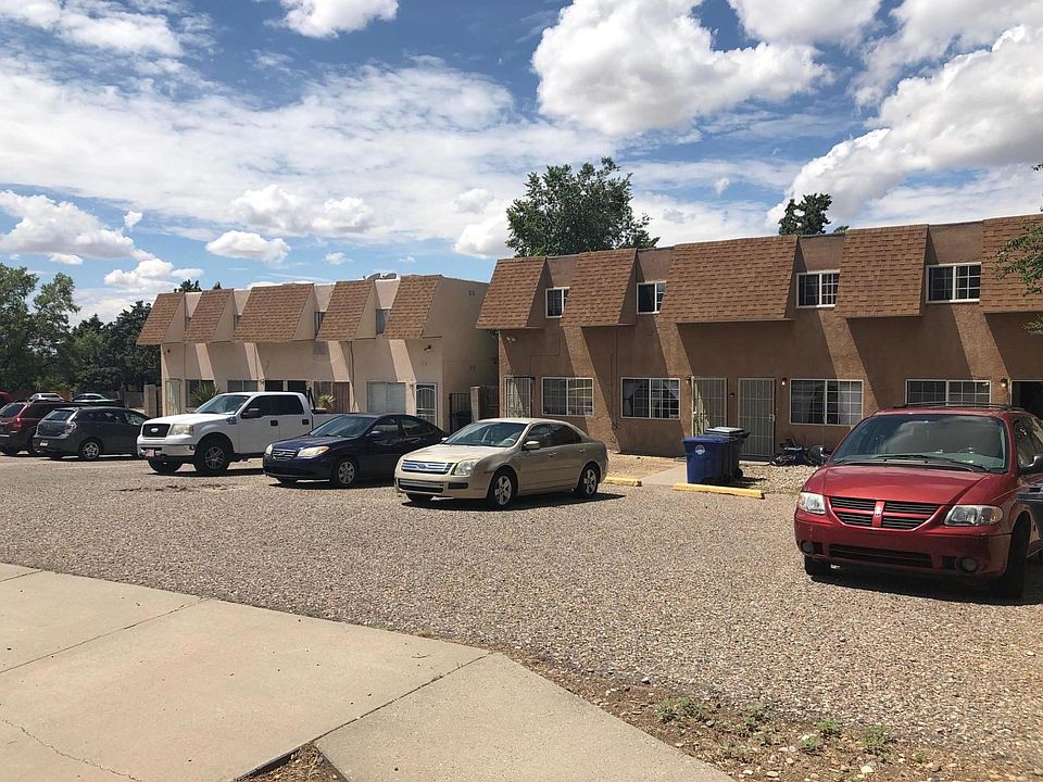 1st image of 195 & 199 Monte Alto Pl NE