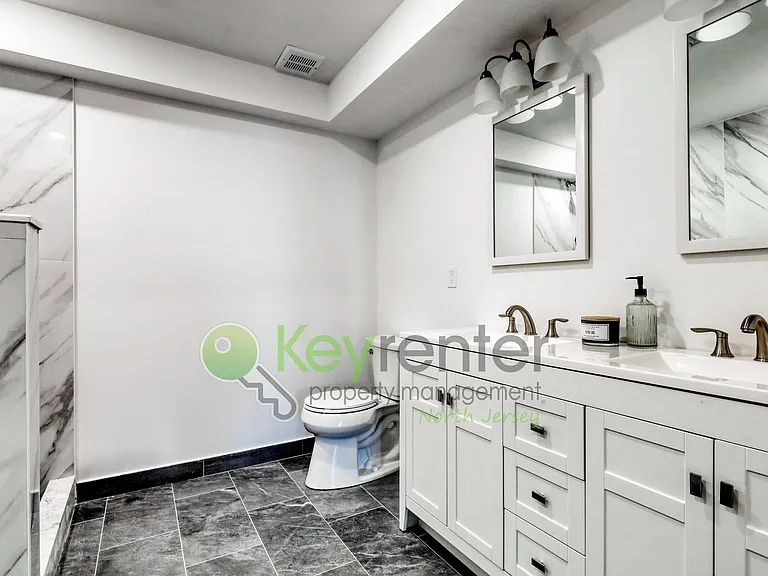 176 Pennington Ave #14 — Photo 4