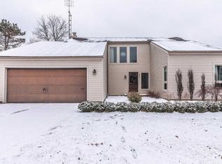 1130 Bardstown Trl, Ann Arbor, MI 48105