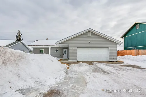834 Marquette Loop Photo 1