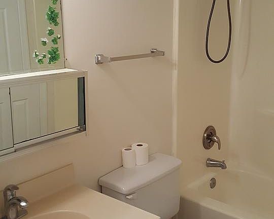3rd image of 3800 Powell Ln APT 816