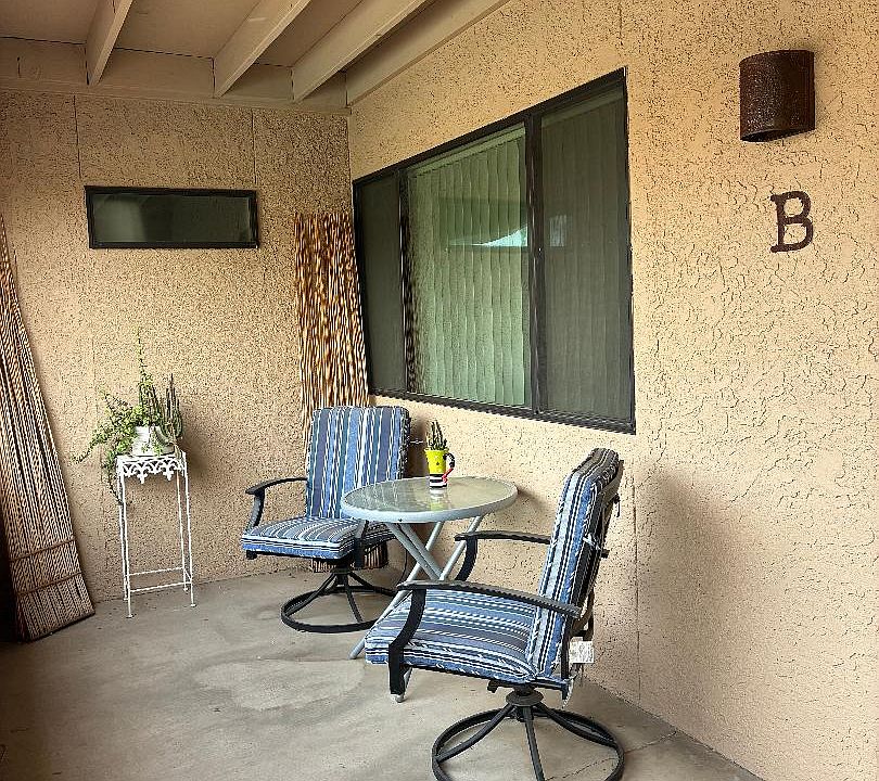 Front entrance patio.