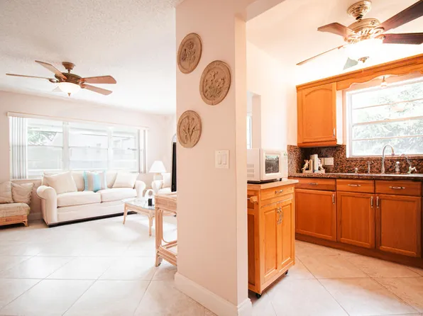 20 Lyndhurst A, Deerfield Beach, FL 33442