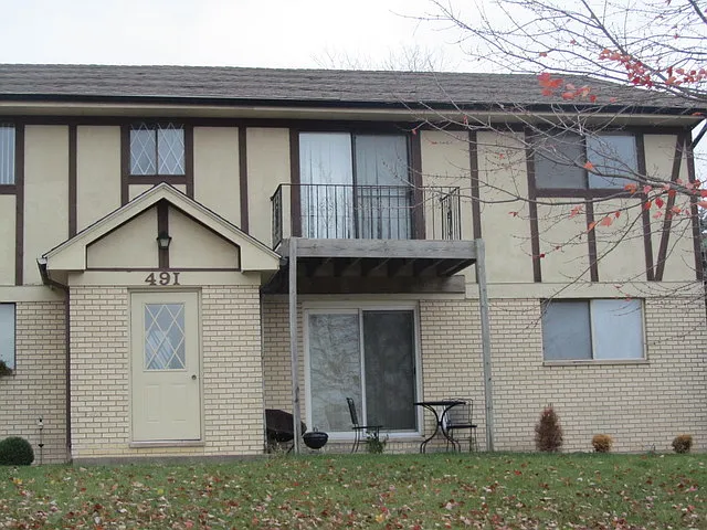 491 S Belmont Ave APT 6 photo 1