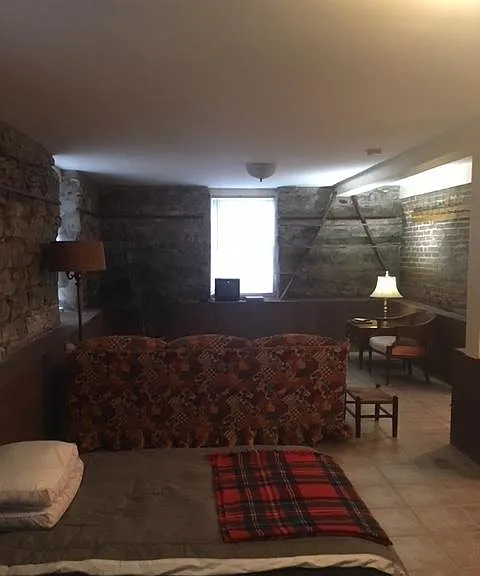 936 E Washington St #2 — Photo 11