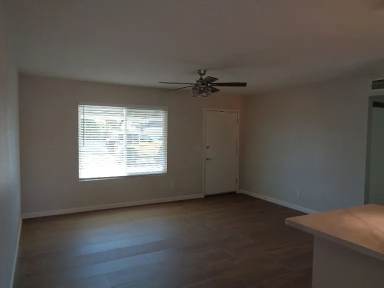 1846 W Portobello Ave — Photo 2