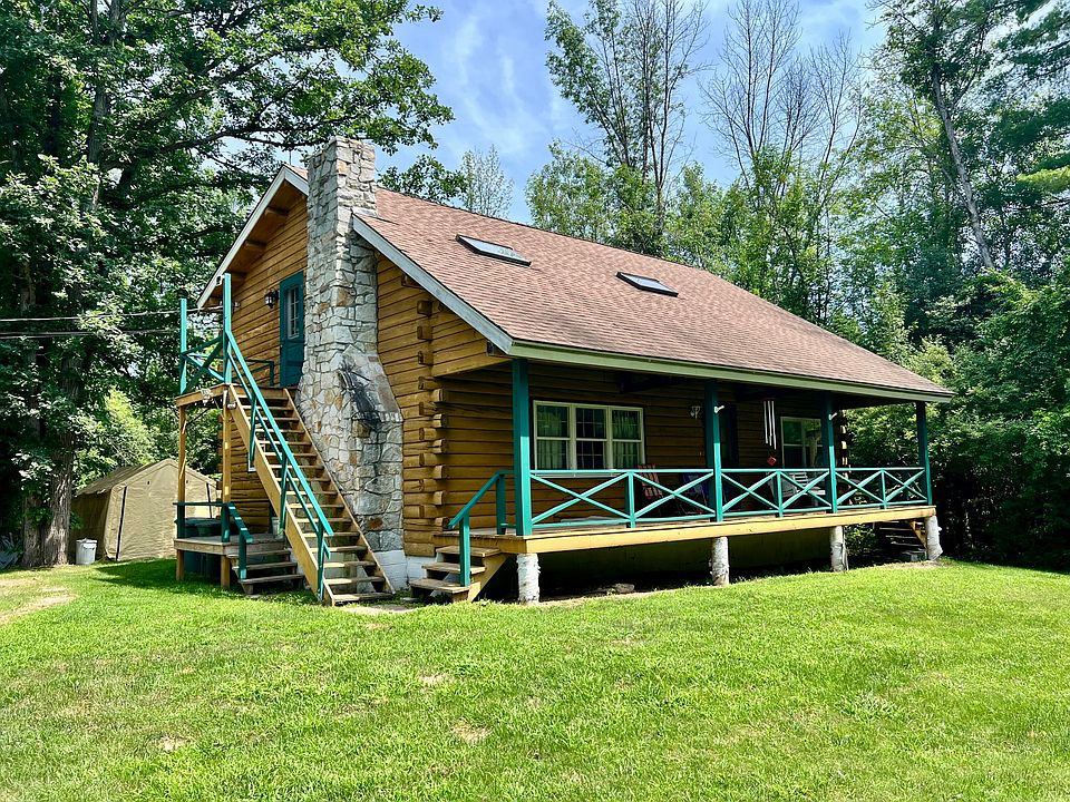 1st image of 24 Lauradee Dr