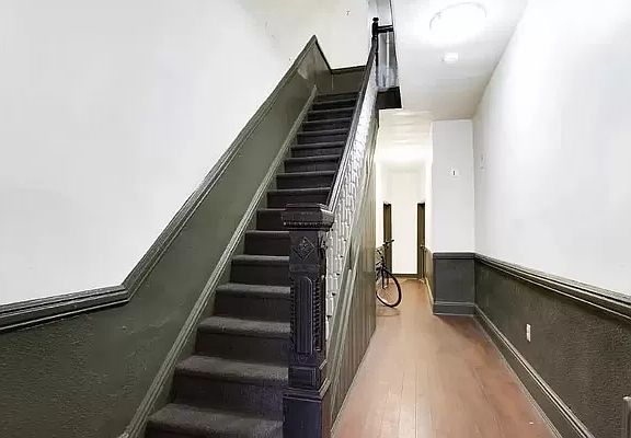 2nd image of 467 Harman St #2L