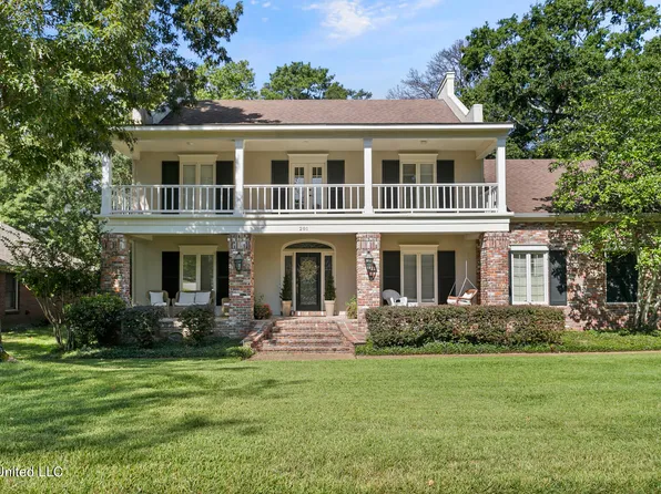 201 Fawnwood Dr, Brandon, MS 39042